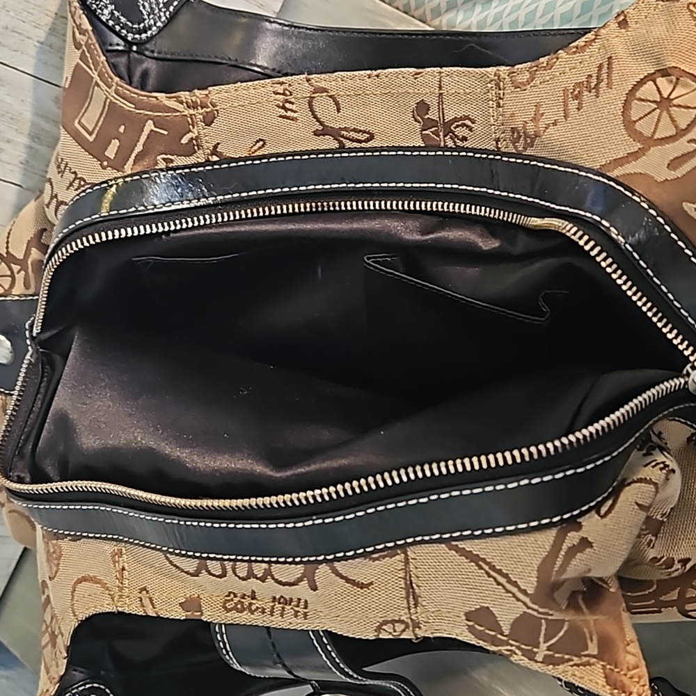 Coach Shoulder - Picture 4 of 6